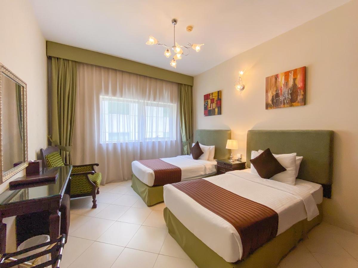 Auris Boutique Hotel Apartments, Al Barsha - At The Mall ดูไบ ภายนอก รูปภาพ