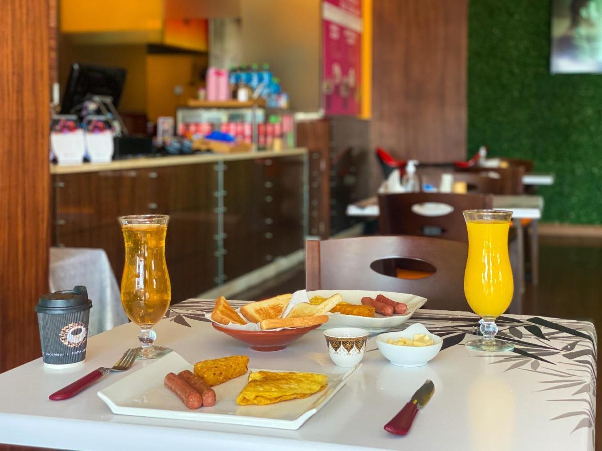 Auris Boutique Hotel Apartments, Al Barsha - At The Mall ดูไบ ภายนอก รูปภาพ