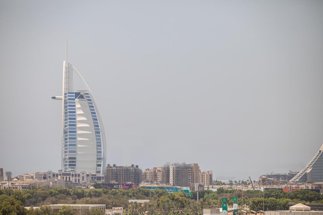 Auris Boutique Hotel Apartments, Al Barsha - At The Mall ดูไบ ภายนอก รูปภาพ