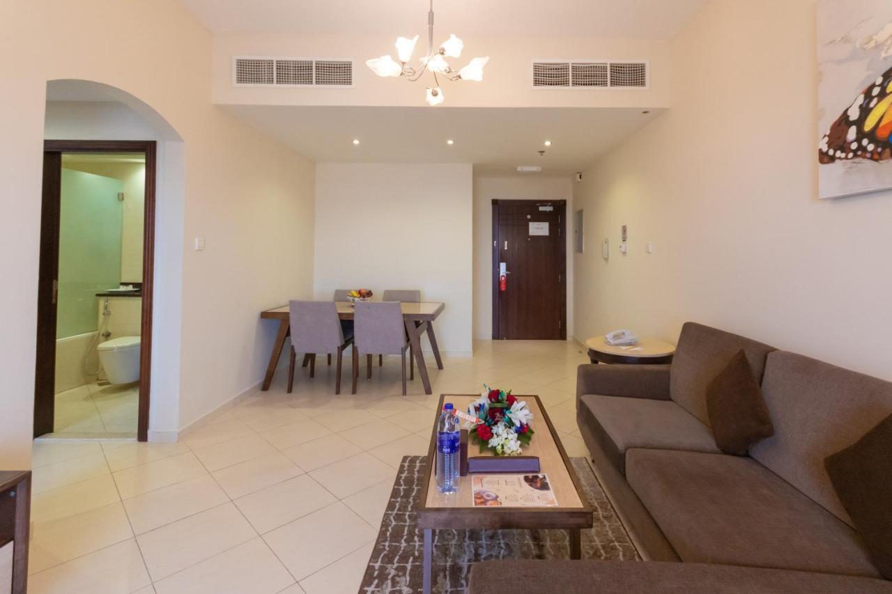 Auris Boutique Hotel Apartments, Al Barsha - At The Mall ดูไบ ภายนอก รูปภาพ